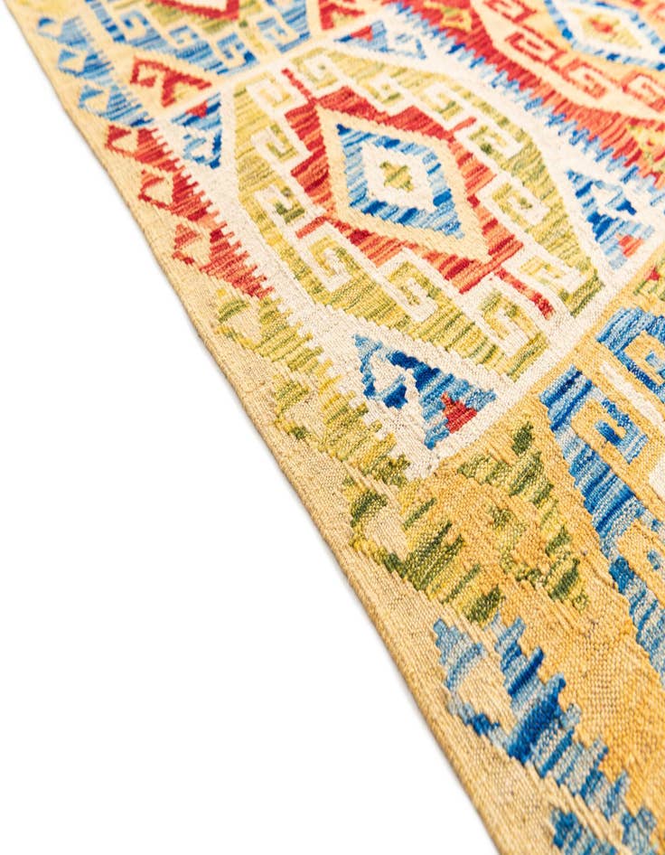 Detail image of  3' 4 x 6' 6  Hand Woven Kilim Maymana Wool Rug