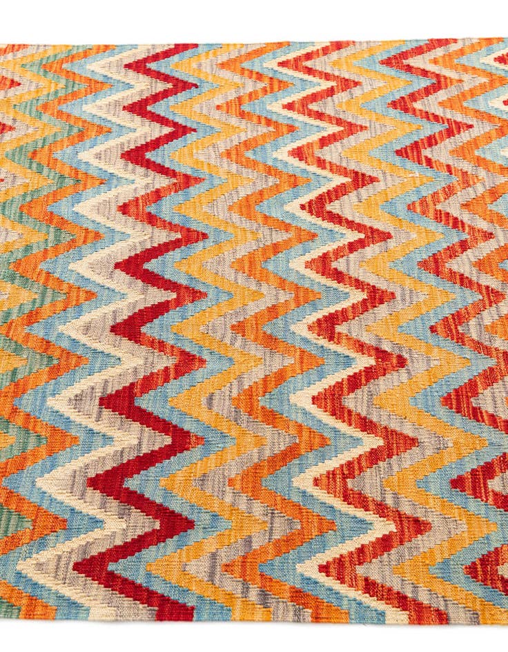 Detail image of  4' 3 x 5' 9  Hand Woven Kilim Maymana Wool Rug