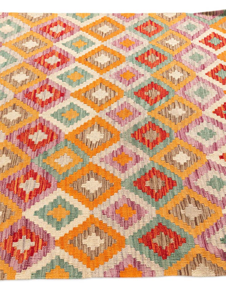Detail image of  4' 4 x 5' 8  Hand Woven Kilim Maymana Wool Rug