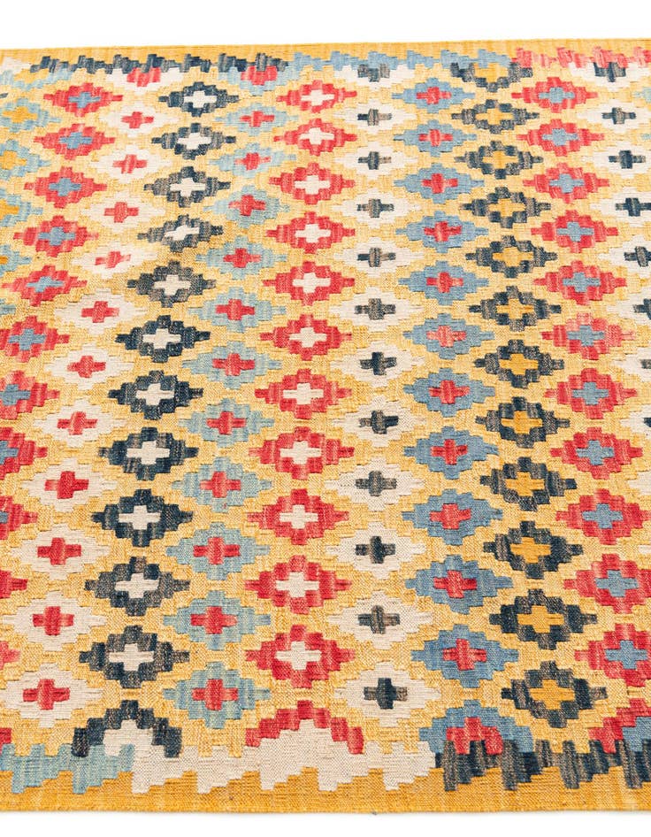 Detail image of  4' 2 x 6' 2  Hand Woven Kilim Maymana Wool Rug
