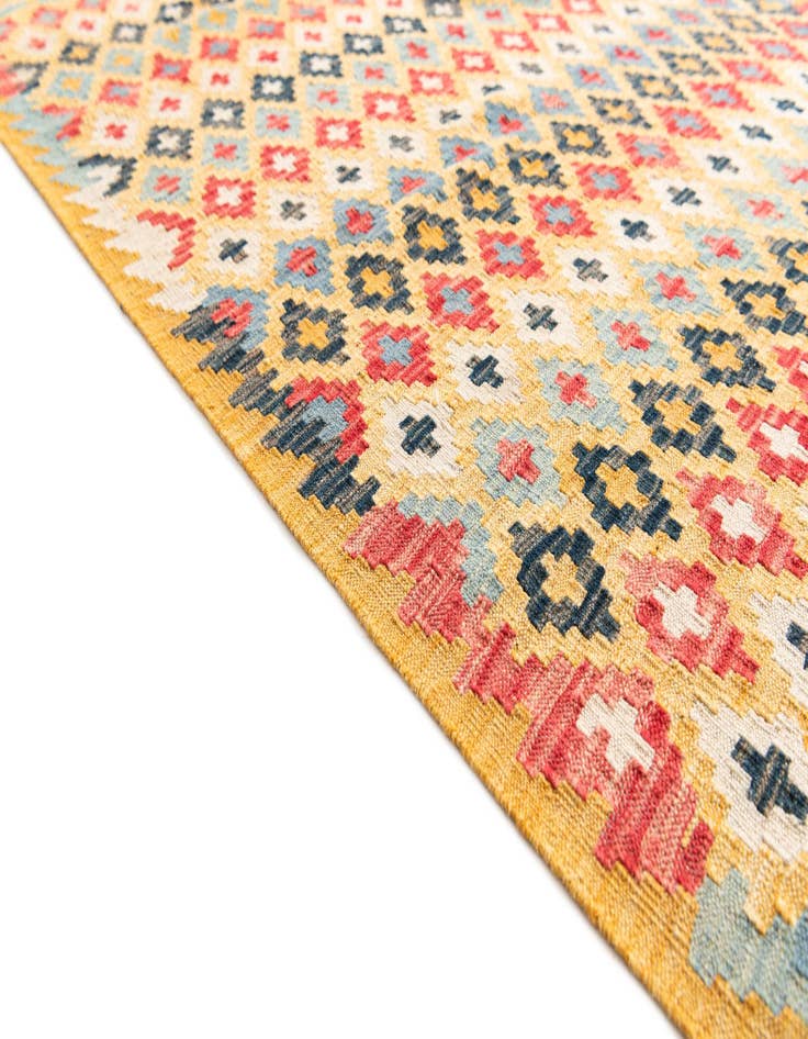 Detail image of  4' 2 x 6' 2  Hand Woven Kilim Maymana Wool Rug