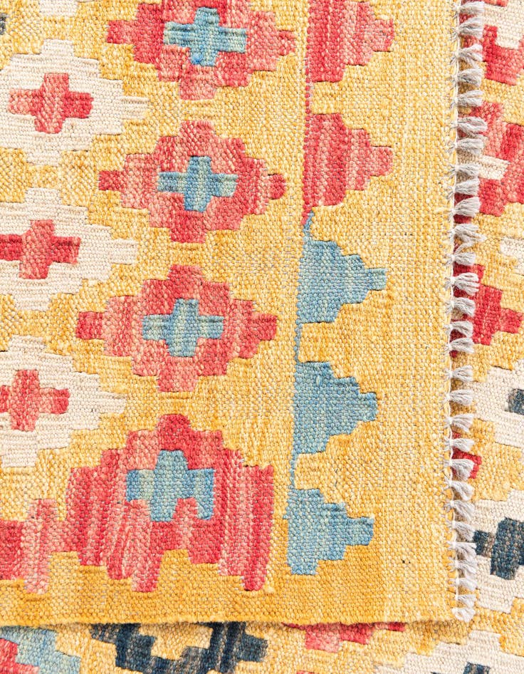Detail image of  4' 2 x 6' 2  Hand Woven Kilim Maymana Wool Rug