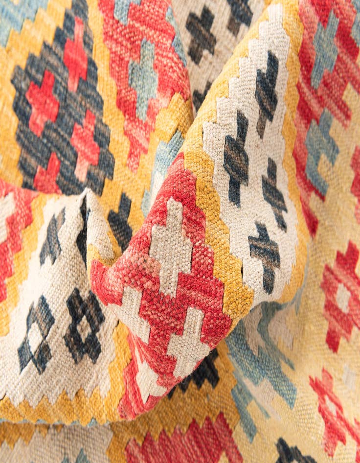 Detail image of  4' 2 x 6'  Hand Woven Kilim Maymana Wool Rug