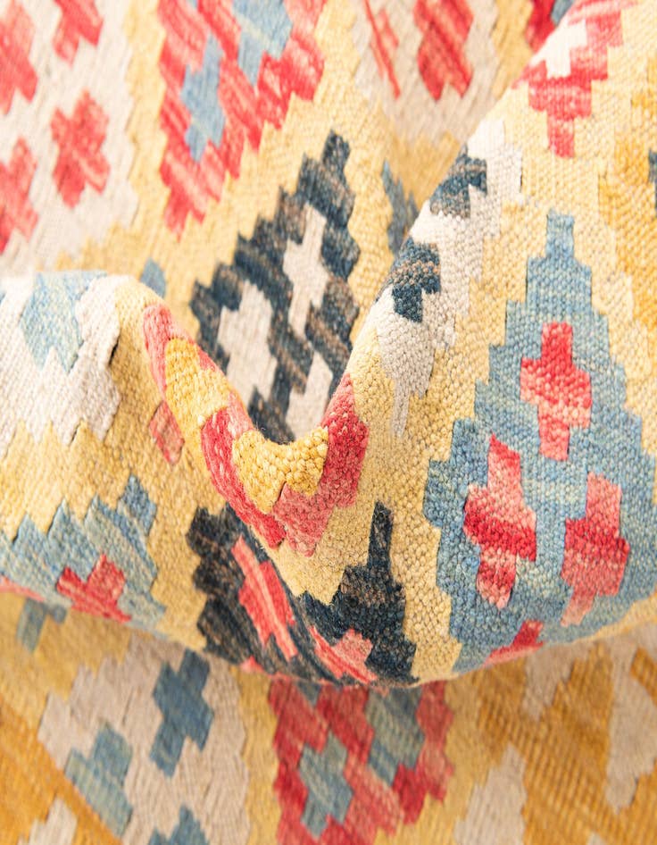 Detail image of  4' 2 x 6'  Hand Woven Kilim Maymana Wool Rug