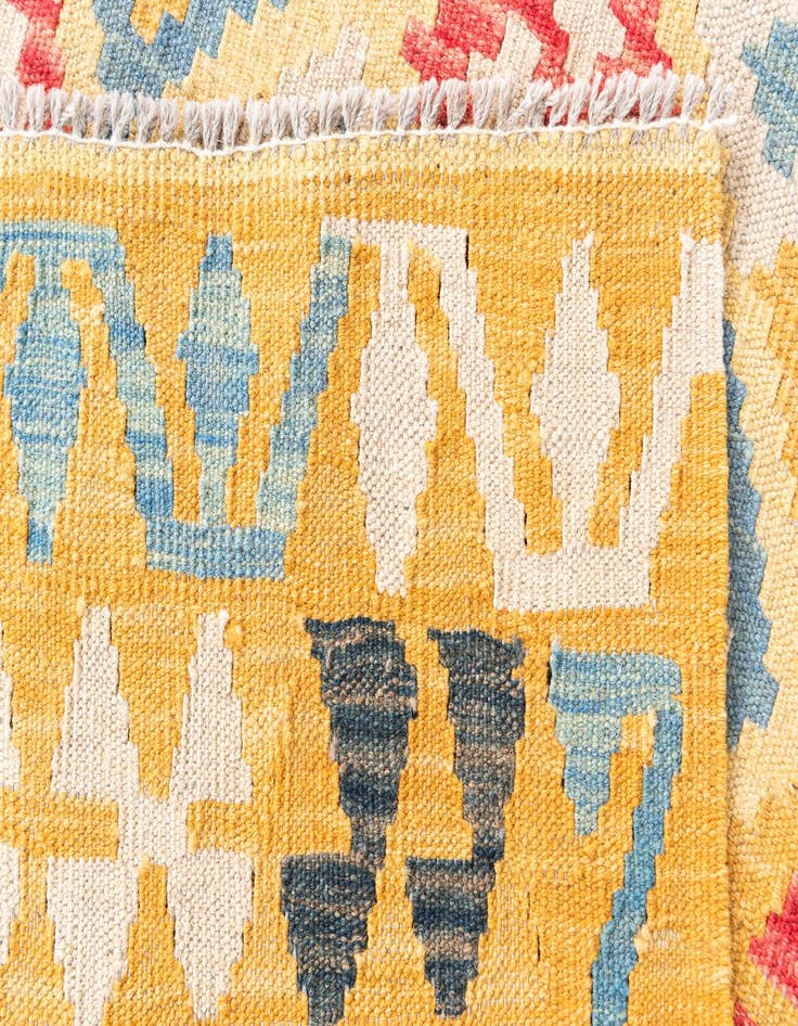 Detail image of  4' 2 x 6'  Hand Woven Kilim Maymana Wool Rug