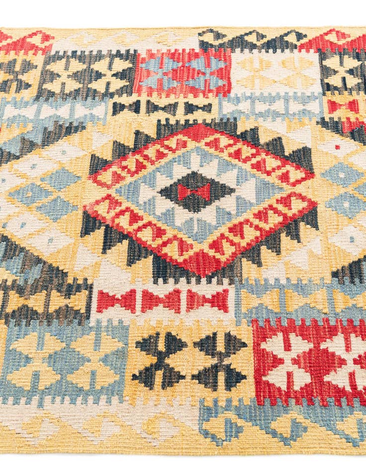 Detail image of  3' 6 x 6' 6  Hand Woven Kilim Maymana Wool Rug