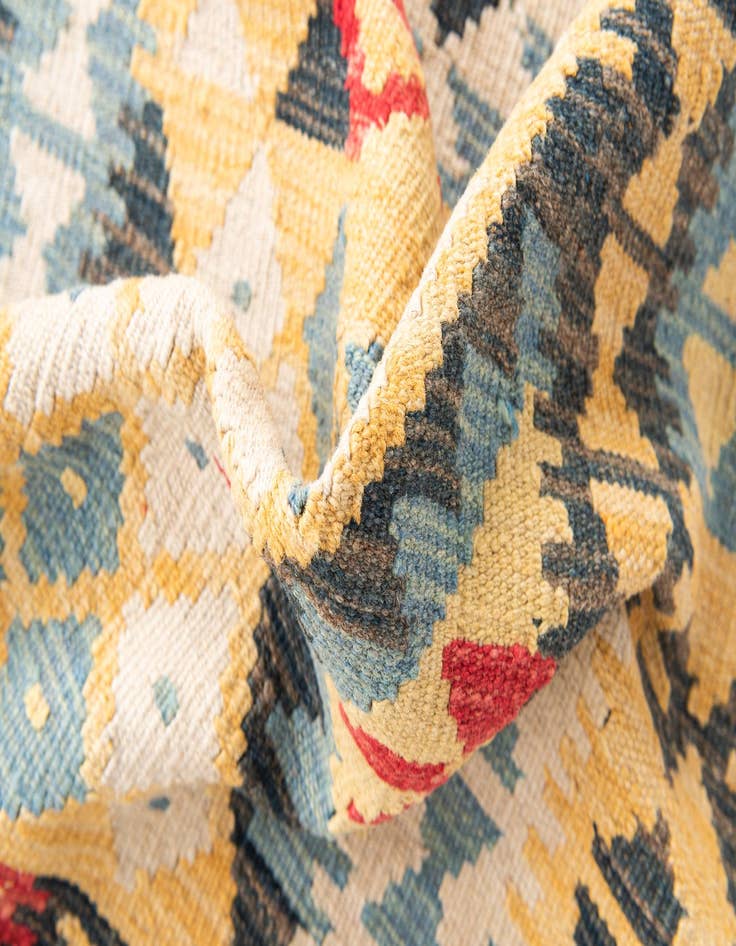Detail image of  3' 6 x 6' 6  Hand Woven Kilim Maymana Wool Rug