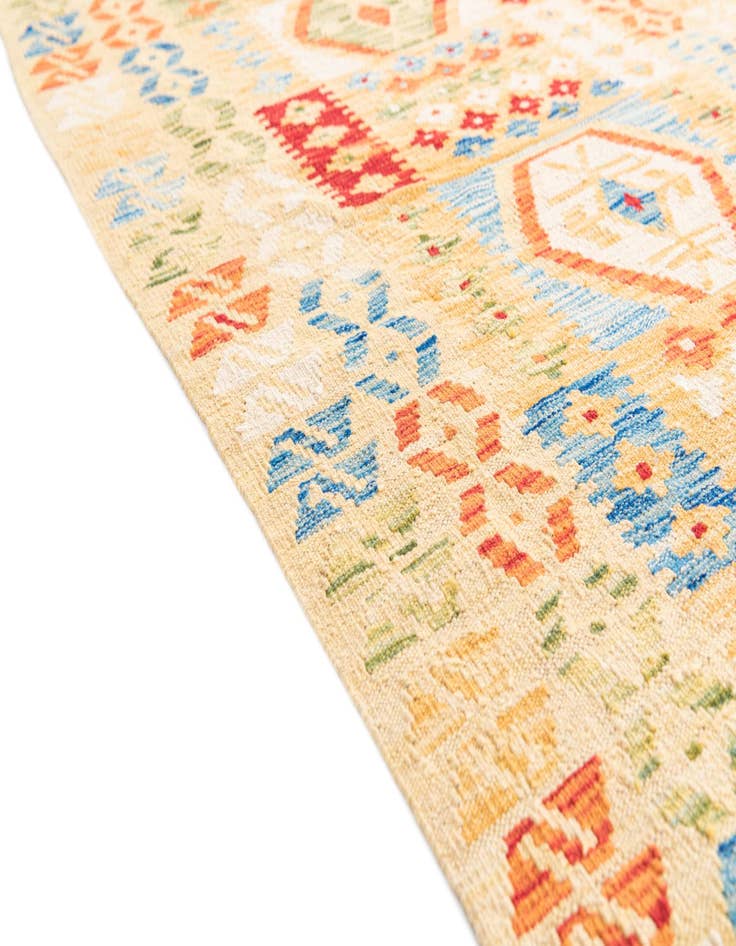 Detail image of  3' 5 x 6' 6  Hand Woven Kilim Maymana Wool Rug