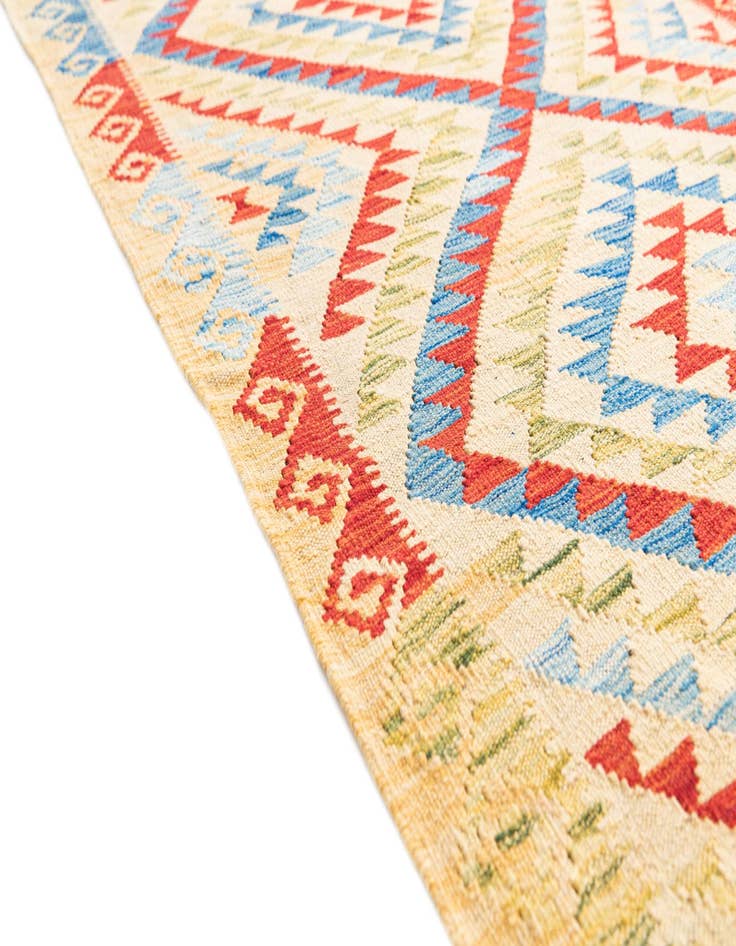 Detail image of  3' 5 x 6' 3  Hand Woven Kilim Maymana Wool Rug