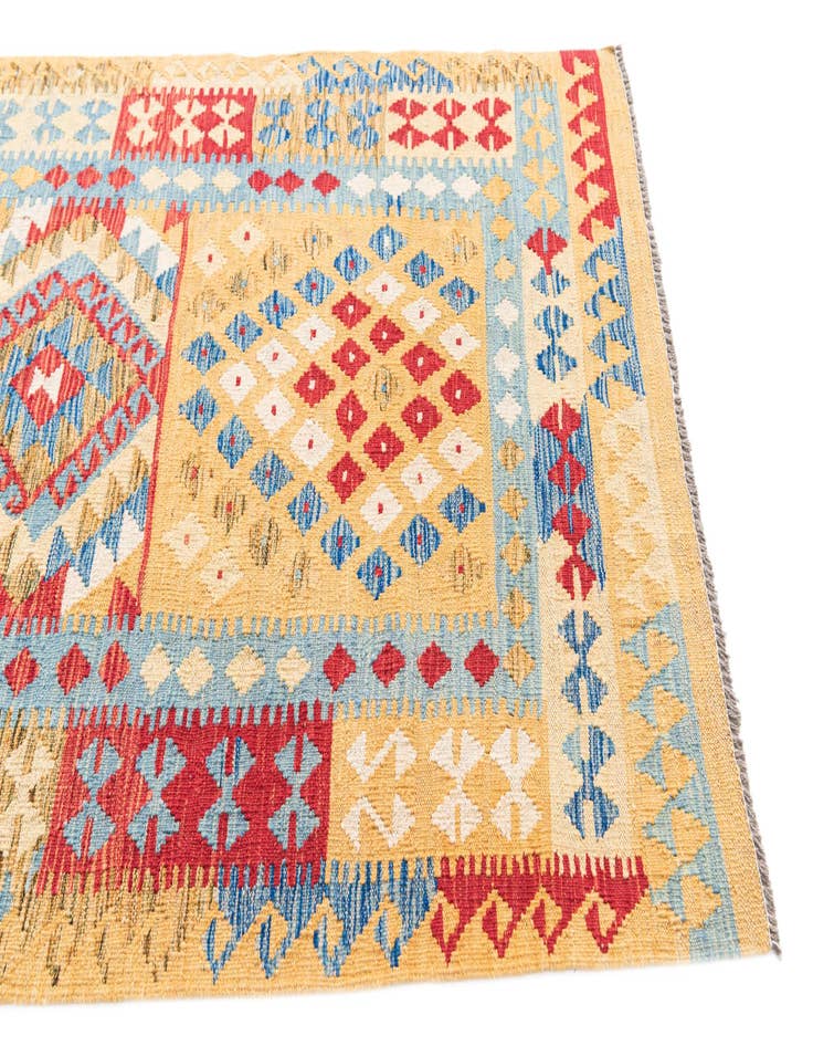 Detail image of  3' 6 x 6' 8  Hand Woven Kilim Maymana Wool Rug