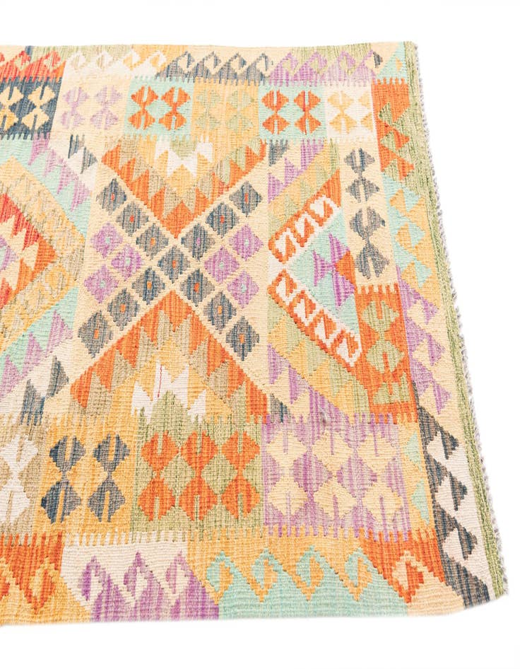 Detail image of  3' 5 x 6' 6  Hand Woven Kilim Maymana Wool Rug