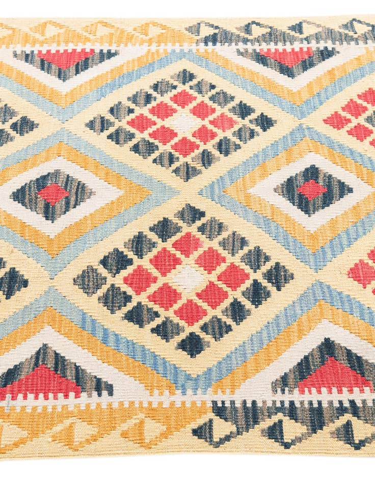 Detail image of  3' 6 x 6' 6  Hand Woven Kilim Maymana Wool Rug