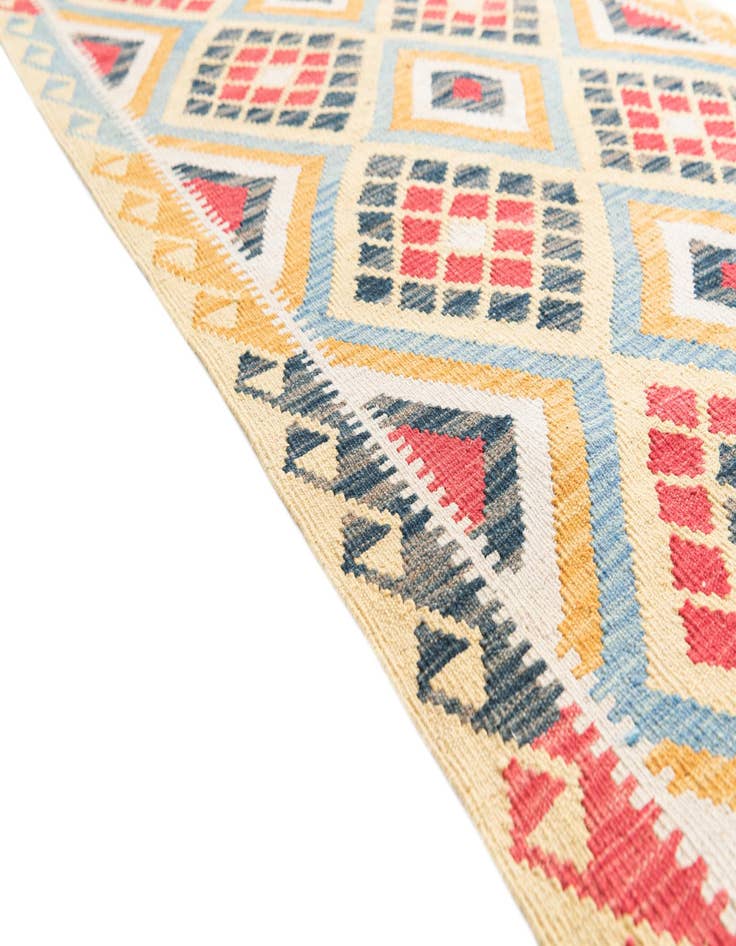 Detail image of  3' 6 x 6' 6  Hand Woven Kilim Maymana Wool Rug
