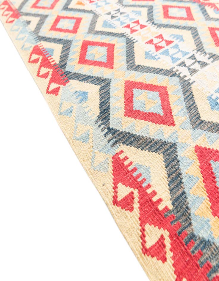 Detail image of  3' 7 x 6' 7  Hand Woven Kilim Maymana Wool Rug