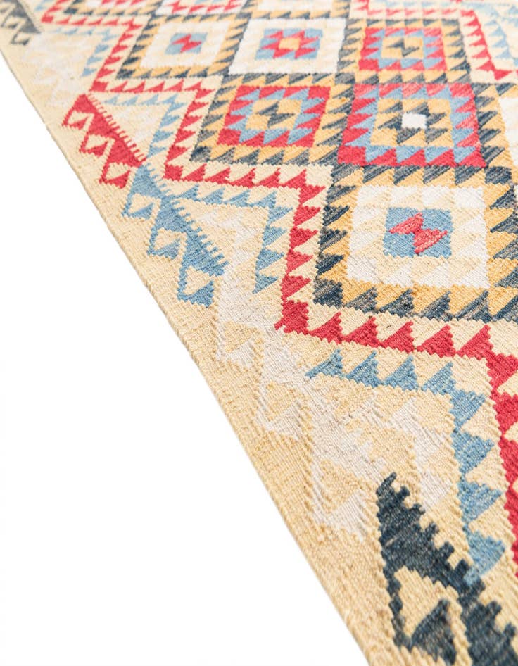 Detail image of  3' 6 x 6' 6  Hand Woven Kilim Maymana Wool Rug