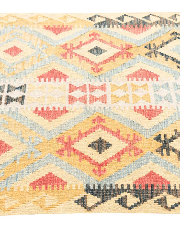 Detail image of  3' 5 x 6' 5  Hand Woven Kilim Maymana Wool Rug