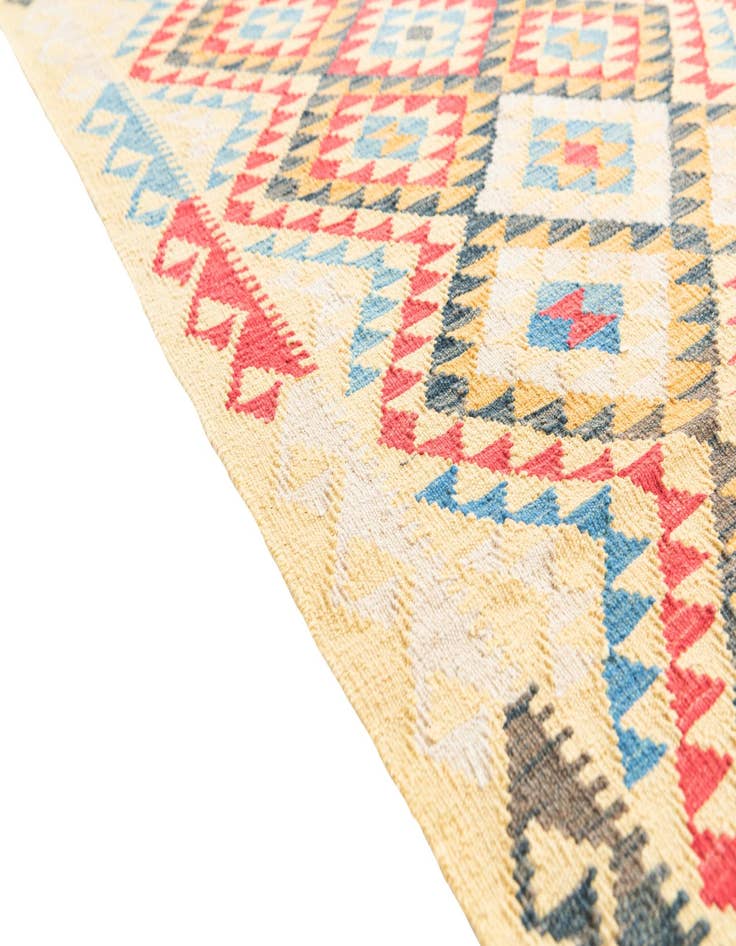 Detail image of  3' 5 x 6' 6  Hand Woven Kilim Maymana Wool Rug