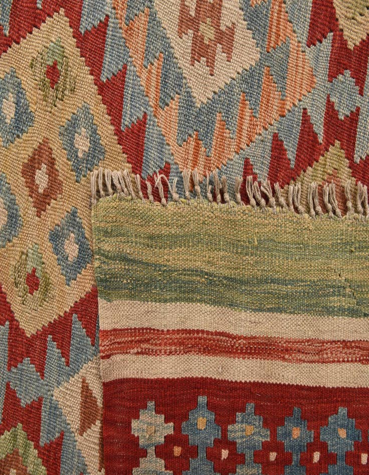 Detail image of  20' 5 x 25' 9  Hand Woven Kilim Maymana Wool Rug