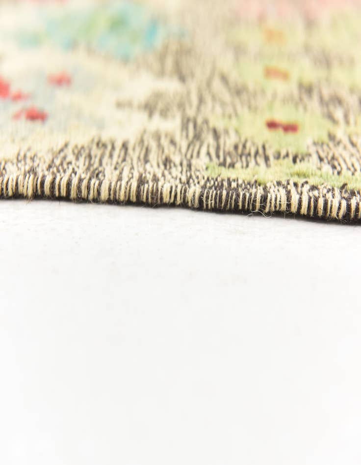 Detail image of  8' 9 x 12'  Hand Woven Kilim Modern Wool Rug