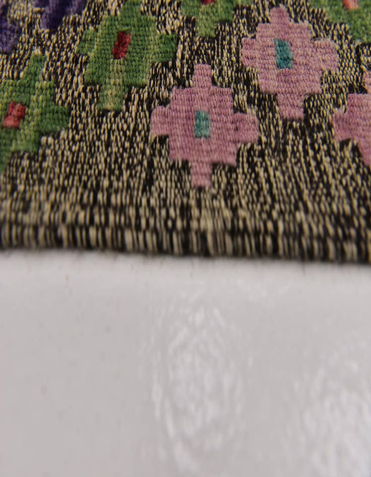 Detail image of  7' 2 x 9' 5  Hand Woven Kilim Modern Wool Rug