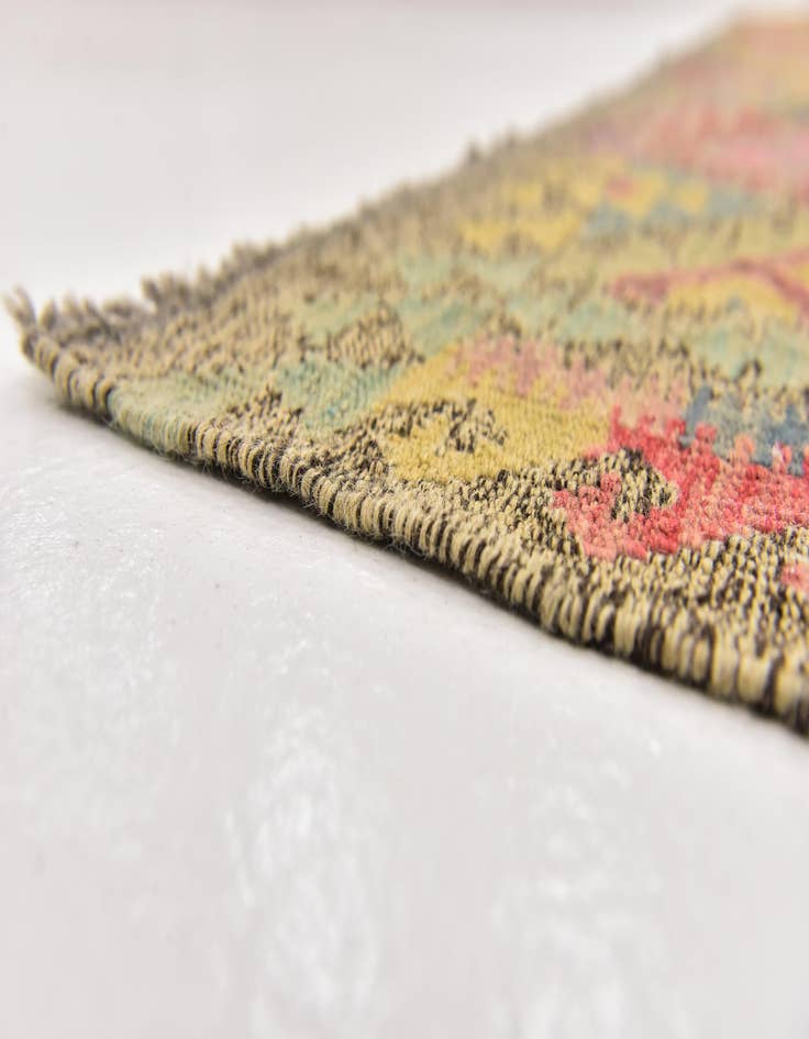 Detail image of  6' 10 x 8'  Hand Woven Kilim Modern Wool Rug