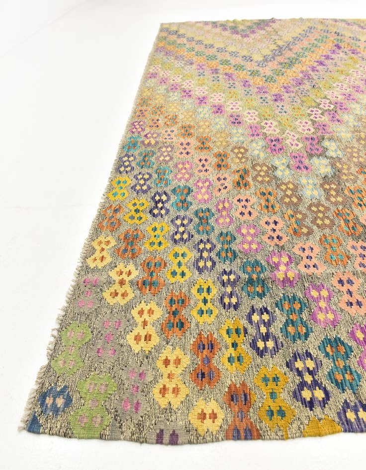 Detail image of  10' 9 x 13'  Hand Woven Kilim Modern Wool Rug
