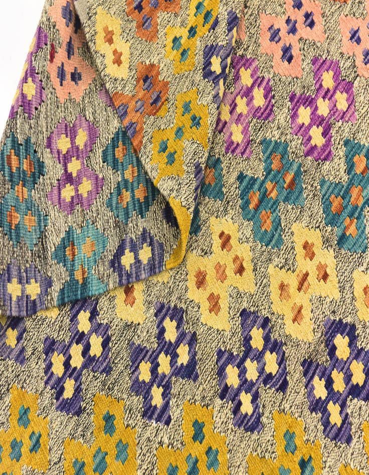 Detail image of  10' 9 x 13'  Hand Woven Kilim Modern Wool Rug