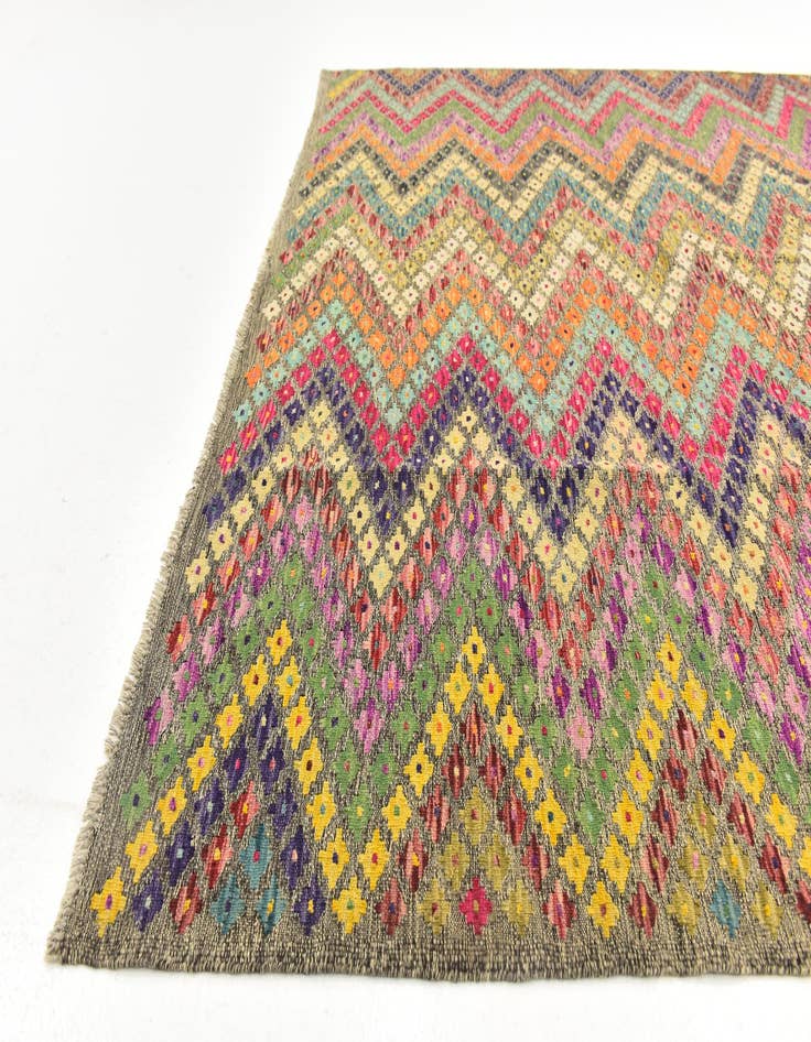 Detail image of  6' 9 x 9' 7  Hand Woven Kilim Modern Wool Rug