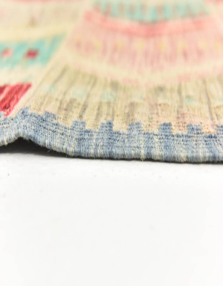 Detail image of  5' 8 x 8'  Hand Woven Kilim Modern Wool Rug