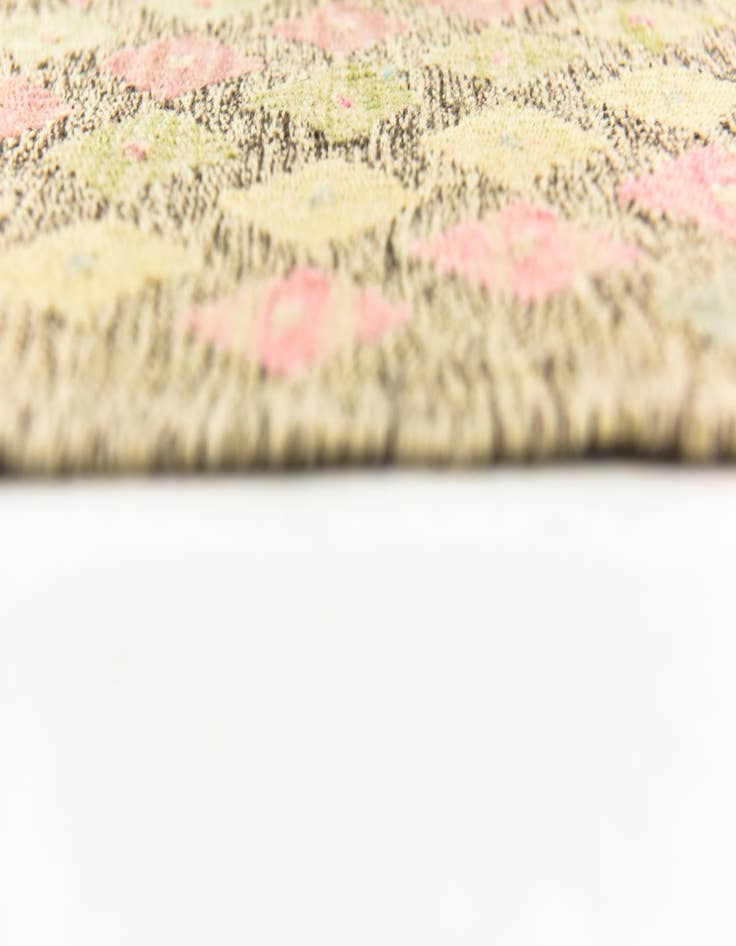 Detail image of  5' 10 x 8'  Hand Woven Kilim Modern Wool Rug