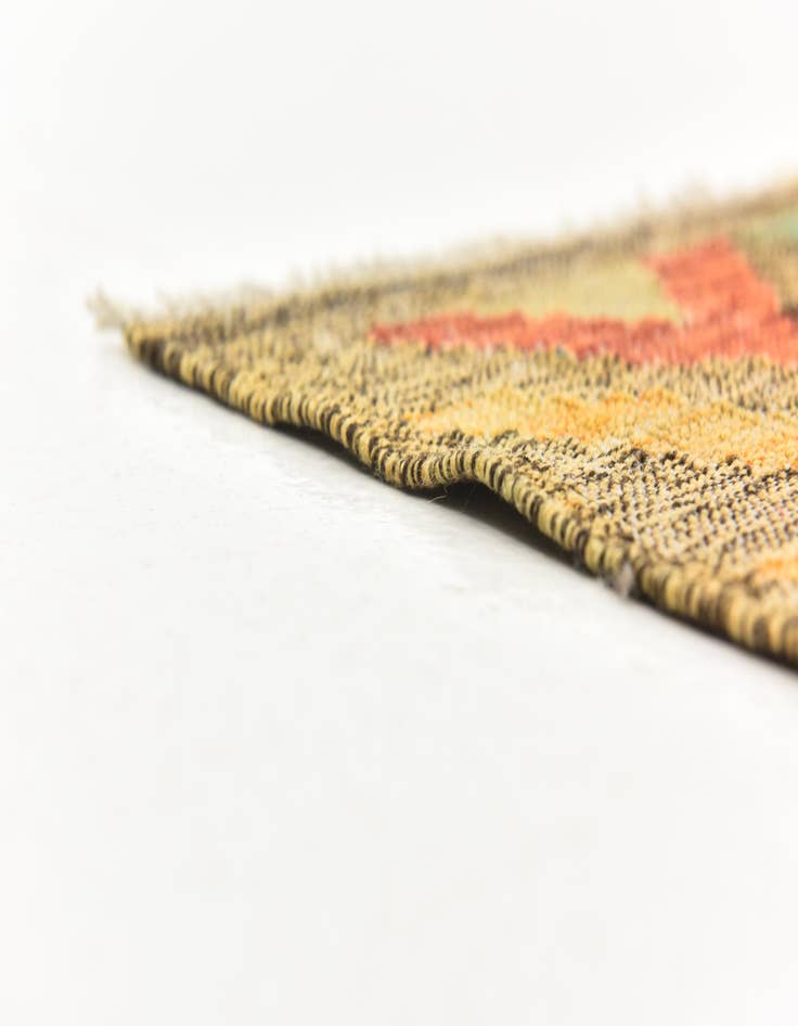 Detail image of  6' 6 x 8' 2  Hand Woven Kilim Modern Wool Rug