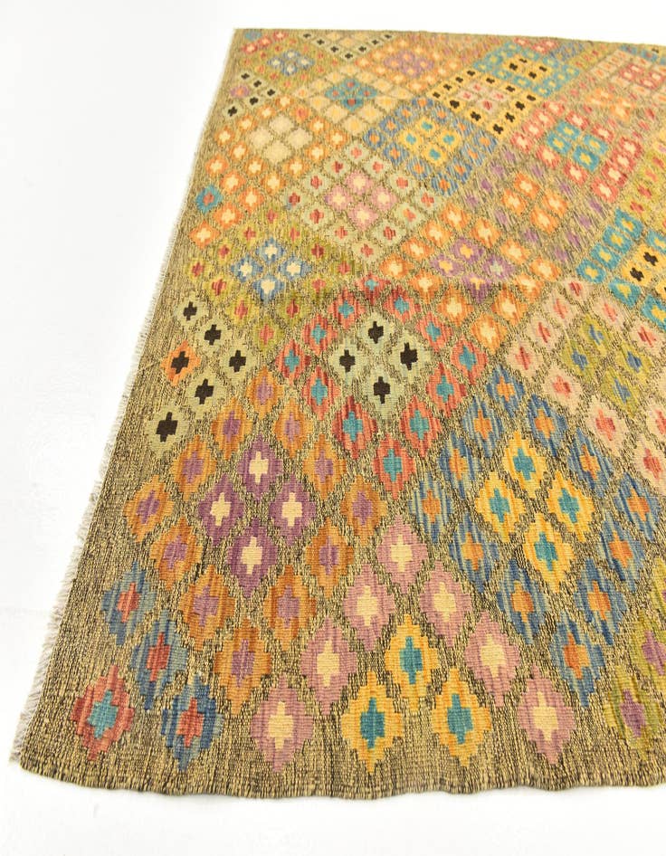 Detail image of  6' 6 x 8' 4  Hand Woven Kilim Modern Wool Rug