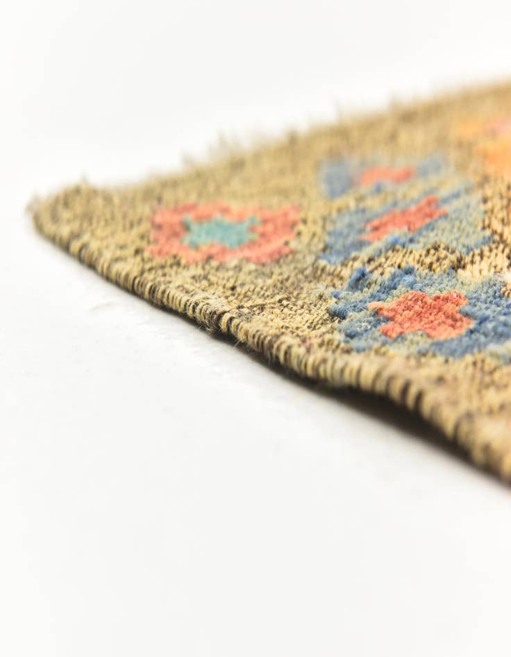 Detail image of  6' 6 x 8' 4  Hand Woven Kilim Modern Wool Rug