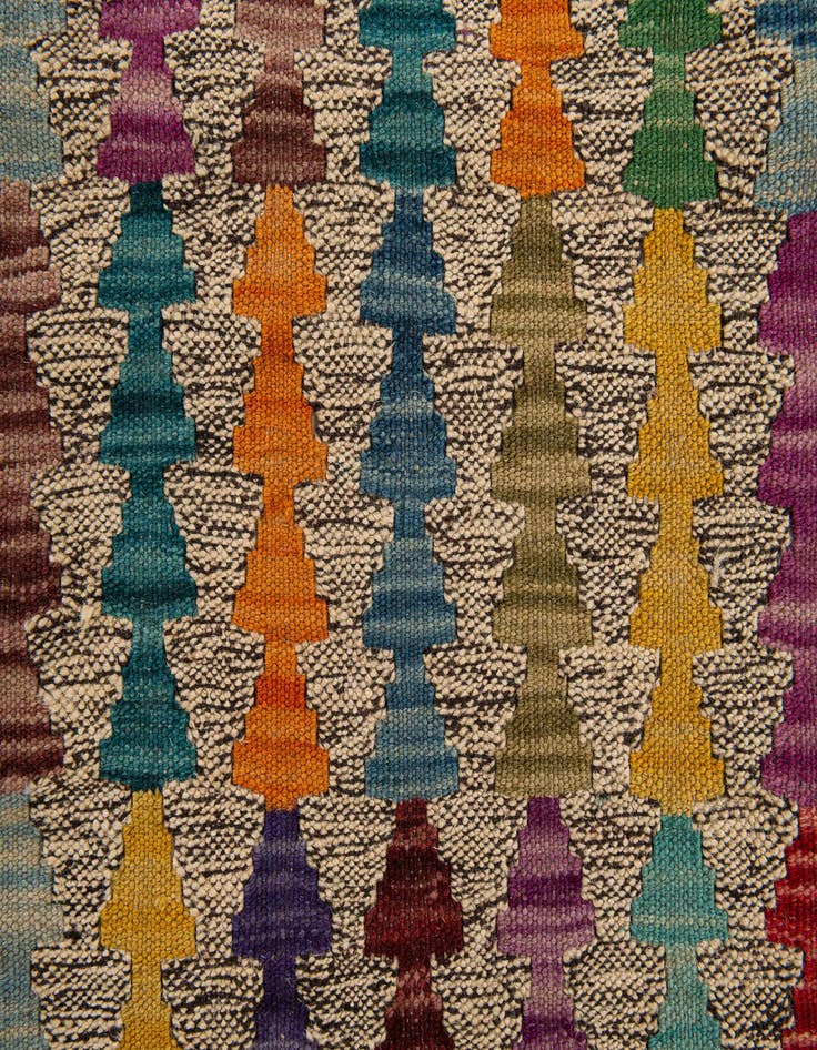 Detail image of  6' 9 x 8' 8  Hand Woven Kilim Modern Wool Rug