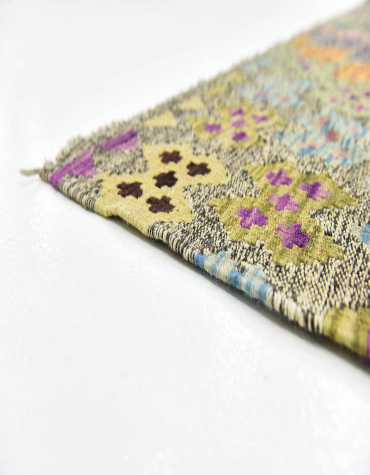 Detail image of  10' 9 x 12' 10  Hand Woven Kilim Modern Wool Rug