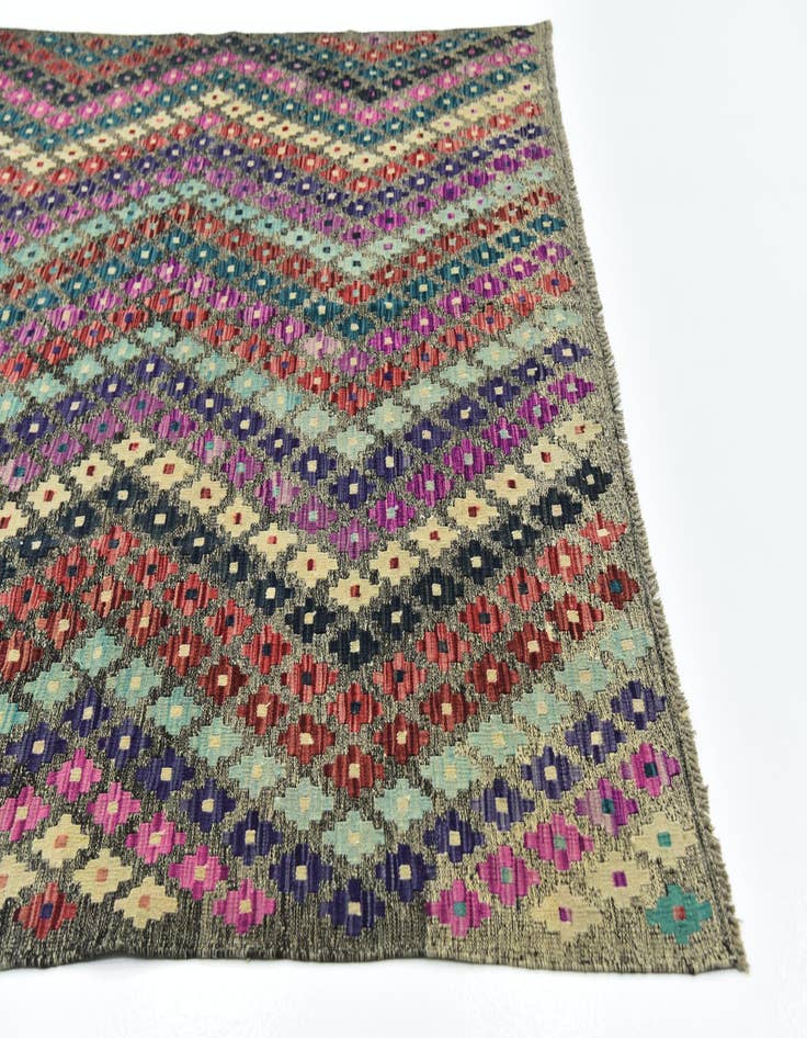 Detail image of  6' 9 x 9' 7  Hand Woven Kilim Modern Wool Rug