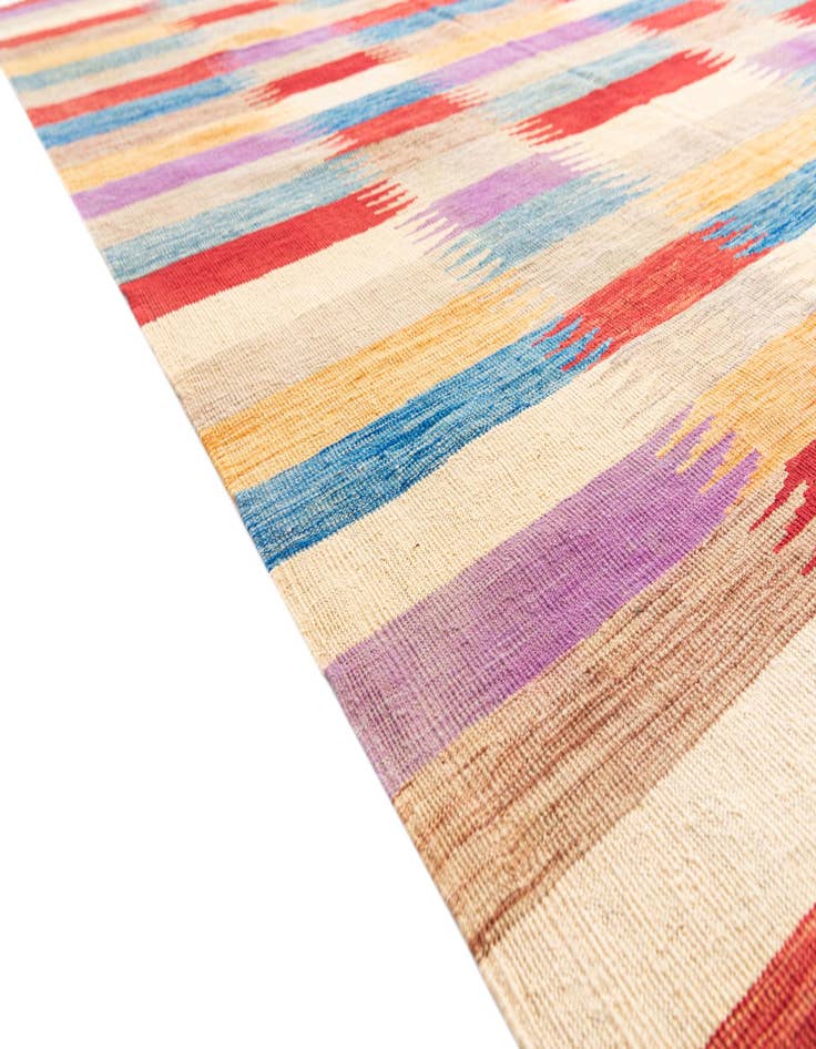 Detail image of  6' 4 x 9' 8  Hand Woven Kilim Modern Wool Rug