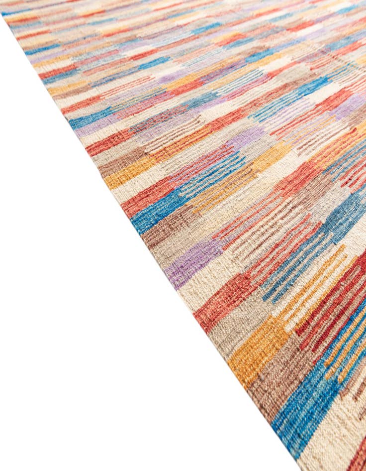 Detail image of  6' 9 x 9' 7  Hand Woven Kilim Modern Wool Rug