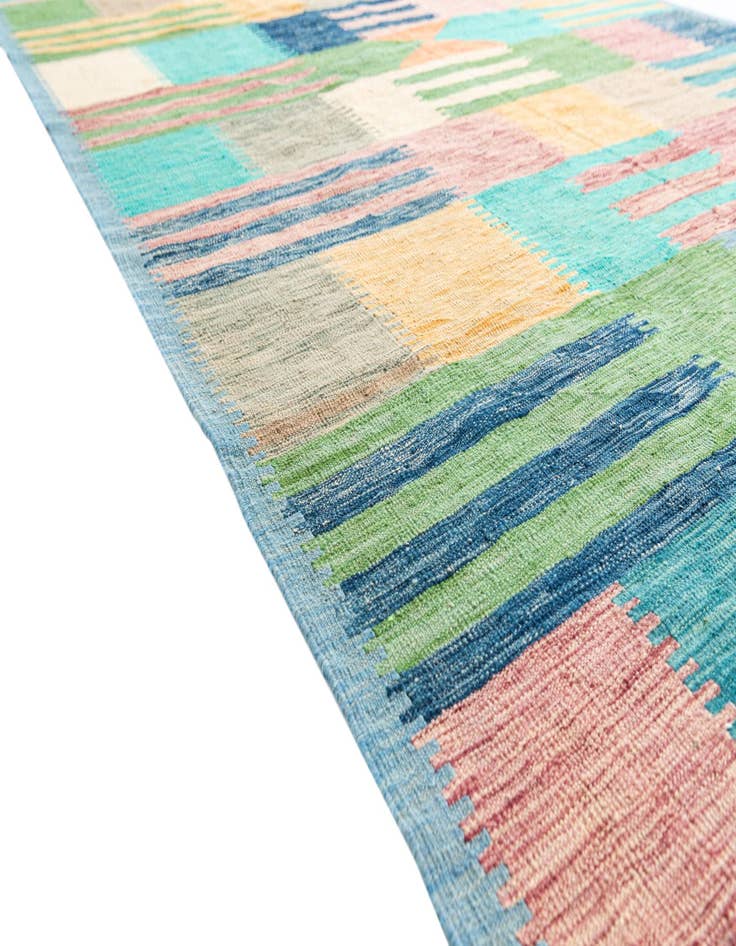 Detail image of  6' 3 x 9' 9  Hand Woven Kilim Modern Wool Rug