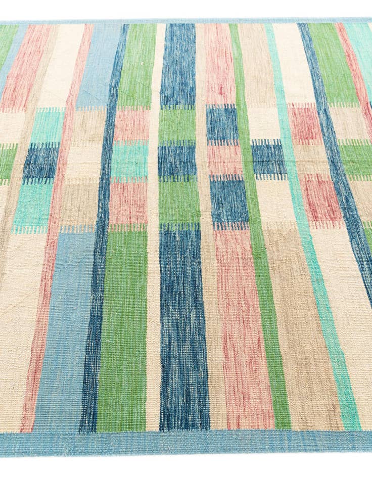 Detail image of  6' 5 x 9' 10  Hand Woven Kilim Modern Wool Rug