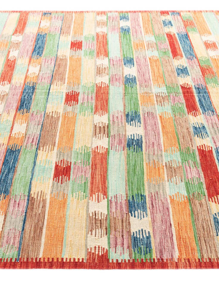 Detail image of  6' 5 x 9' 7  Hand Woven Kilim Modern Wool Rug