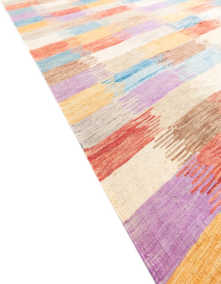 Detail image of  6' 7 x 10'  Hand Woven Kilim Modern Wool Rug