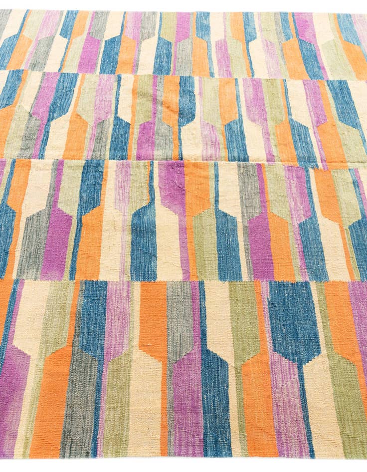 Detail image of  6' 7 x 9' 10  Hand Woven Kilim Modern Wool Rug