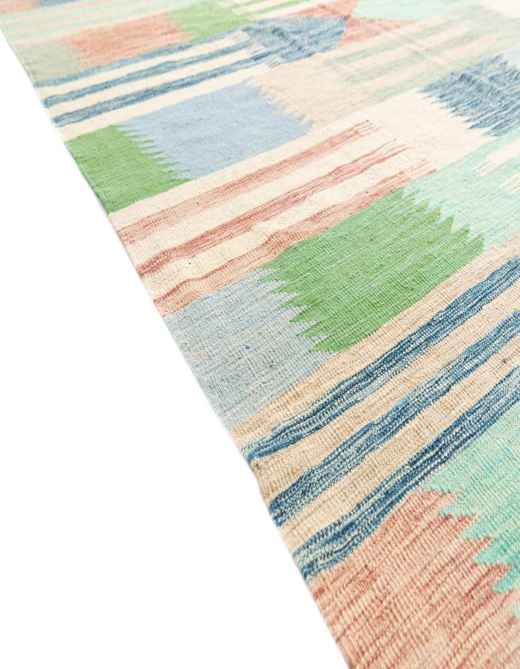 Detail image of  6' 7 x 9' 6  Hand Woven Kilim Modern Wool Rug