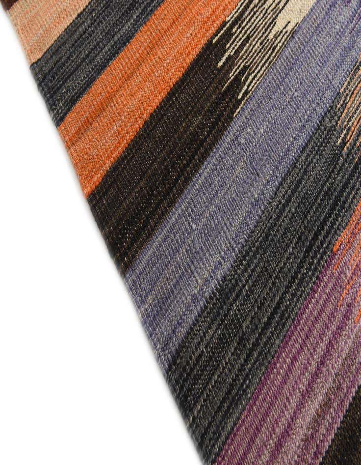Detail image of  7' x 9' 3  Hand Woven Kilim Modern Wool Rug