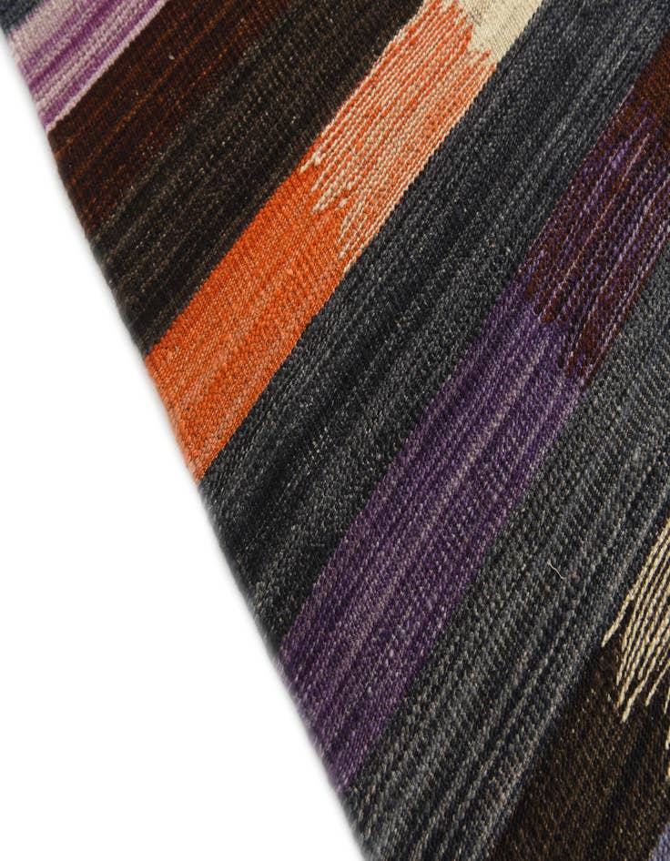 Detail image of  7' x 9' 3  Hand Woven Kilim Modern Wool Rug