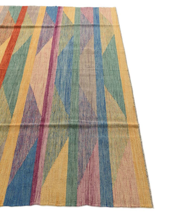 Detail image of  6' 5 x 10'  Hand Woven Kilim Modern Wool Rug