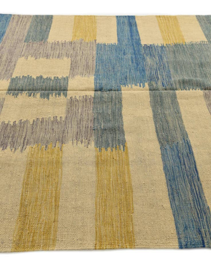 Detail image of  5' 8 x 7' 9  Hand Woven Kilim Modern Wool Rug