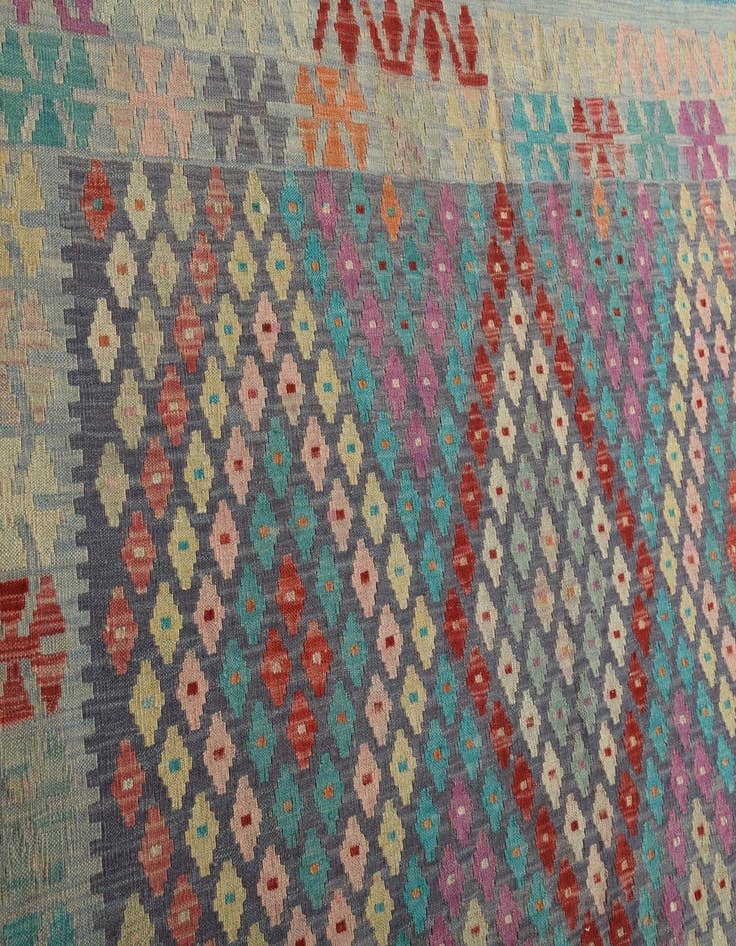 Detail image of  7' x 9' 7  Hand Woven Kilim Modern Wool Rug