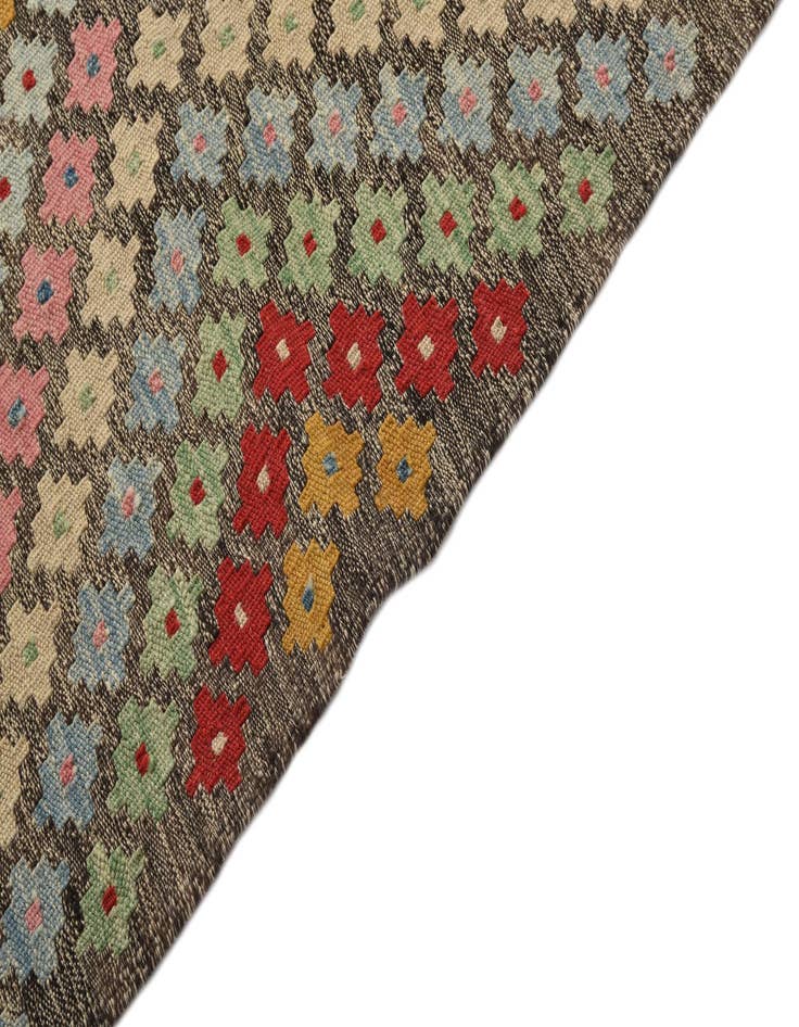 Detail image of  7' 2 x 9' 3  Hand Woven Kilim Modern Wool Rug